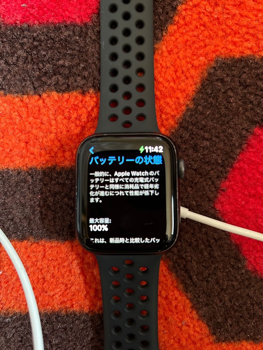 祝日 Apple Watch SE GPS - 40mmスペースグレイアルミ 3broadwaybistro.com