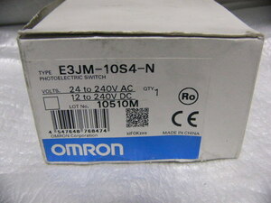 ★新品★ OMRON E3JM-10S4-N 電源フリータイプ透過形 光電センサ