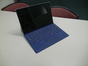 ジャンク Microsoft SurfacePro4 m3-6Y30 メモリ4GB SSD128GB サーフェイス S56