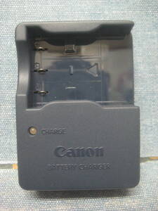 必見です 美品 Canon キヤノン バッテリーチャージャー CB-2LU 純正品 充電器 点検済み