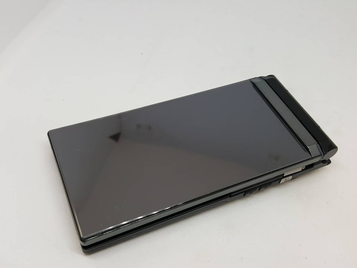 ヤフオク! -「ドコモ f-01c」(携帯電話本体) (携帯電話 ...