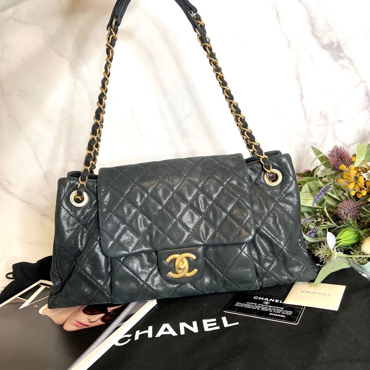高級 箱保存袋付き CHANEL シャネル 13K G29324 スエードレザー