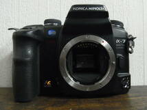 CE4/一眼 デジタルカメラ KONICA MINOLTA DG-7D α-7 DIGITAL バッテリー付き コニカミノルタ 詳細記載 他多数カメラ出品中_画像2