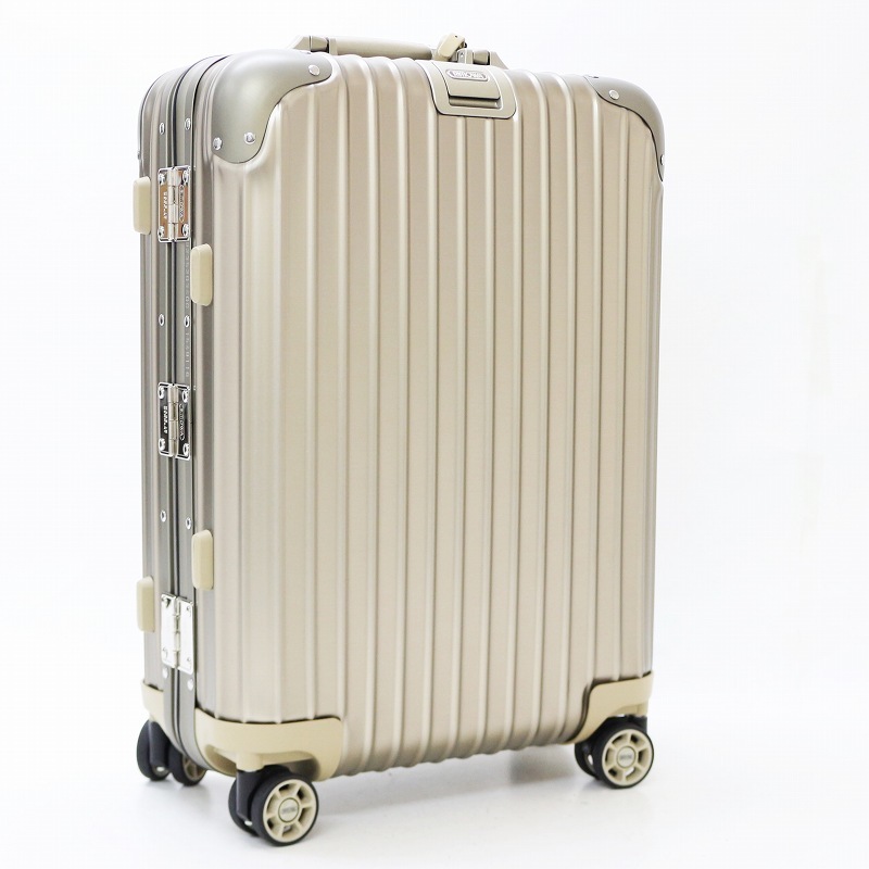 リモワ スーツケース トパーズプレミアム 82L 最安の新品 美品修理済 