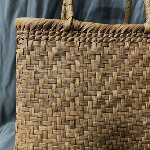 白川郷 国産蔓使用 サイズL 匠の技 職人手編み 網代編み 山葡萄籠バッグの画像7