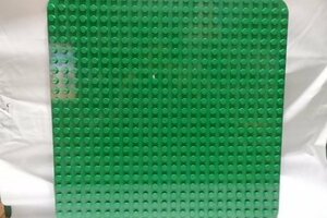 ＃0987　レゴデュプロ　基礎板　ベース　プレート　緑　約38cm×38cm ＃特殊パーツ