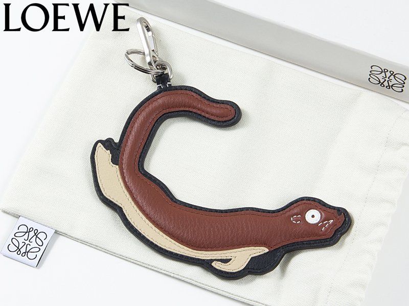 LOEWE☆ロエベ レザー カワウソ キーホルダー-