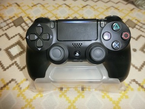 正規品　SONY プレステ4　PS4　DUALSHOCK4　ワイヤレスコントローラー　CUH-ZCT2J 黒