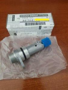  Nissan original Pinion assy speed meter 720 DATSUN 1979/01- N-351