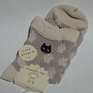 PLUS VANILLA☆猫の刺繍 肉球柄 オーガニックコットン レディースソックス 23-25cm 