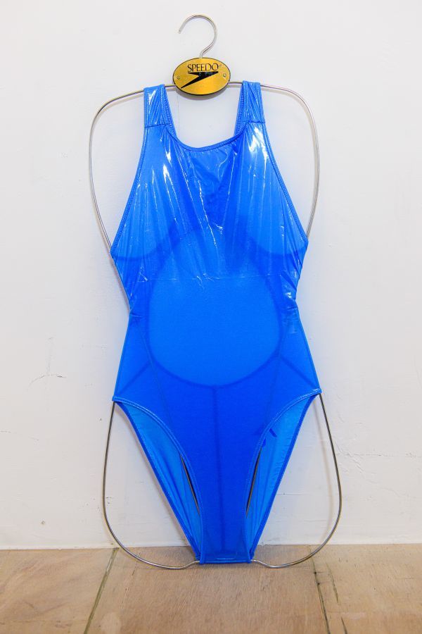 ヤフオク! -「リアライズ 競泳水着」の落札相場・落札価格
