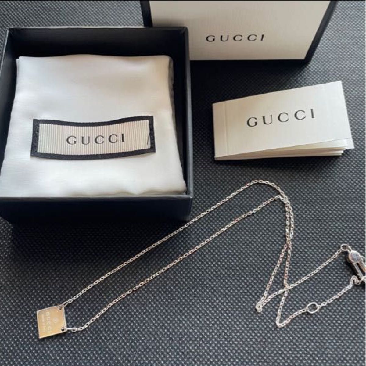 GUCCI グッチ ネックストラップ アクセサリー スマホ 中古品 レア 稀少