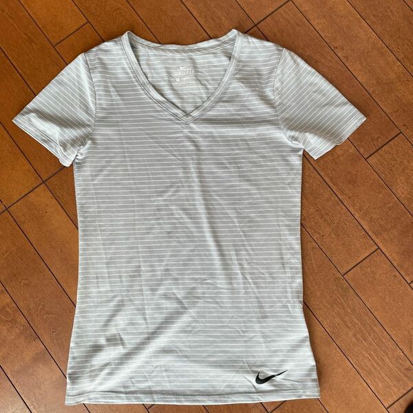 NIKE 半袖Tシャツ