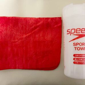 SPEEDO スピード スポーツタオル 赤の画像1