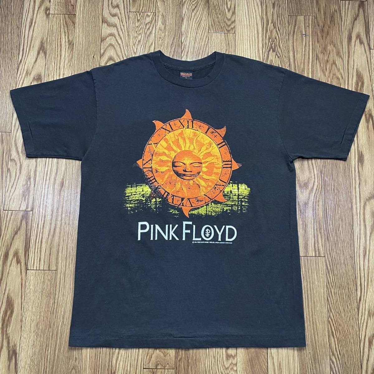 ヤフオク! -pink floyd tシャツの中古品・新品・未使用品一覧