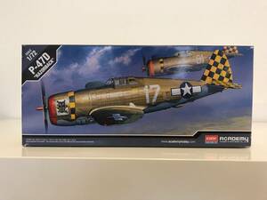 1/72スケール　リパブリックP-47D サンダーボルト　アメリカ陸軍戦闘機　ACADEMY製　アカデミー製　未開封　中古