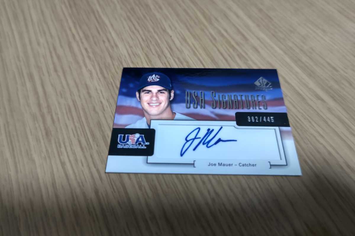 定番のお歳暮 Joe Mauer直筆サインカード 2002年～ MLBナンバー1獲得捕手 362/445 2002年～