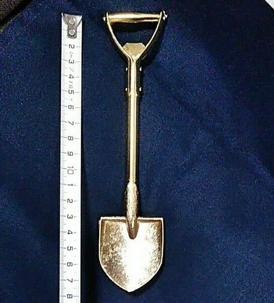 金のスコップ レプリカ 金属製品 サイズ 約18㎝ ×5㎝ 室内装飾品