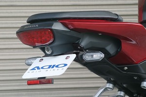 アディオ　BK41136　フェンダーレスキット（スリムリフレクター）　CB125R 2BJ-JC79 18　スッキリとスマートなリアビューに！