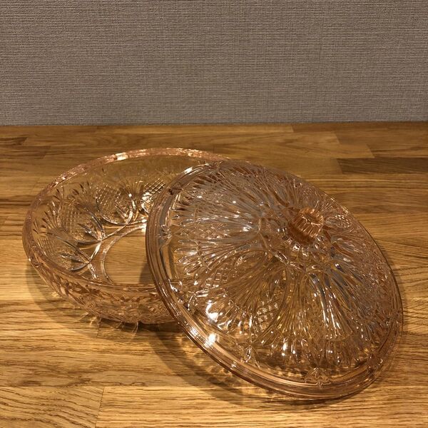 【訳あり】☆春色ピンクの蓋つきガラス容器☆ お菓子 みかん 素麺 小物入れ ガラスボール 英国アンティーク