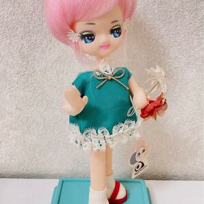 昭和レトロ ピンクヘアー ポーズドール
