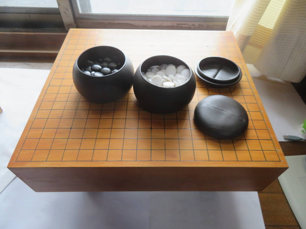 囲碁盤 木刻印線 卓上接合碁盤 新榧 色目の優しい 新かや厚さ40mm 松