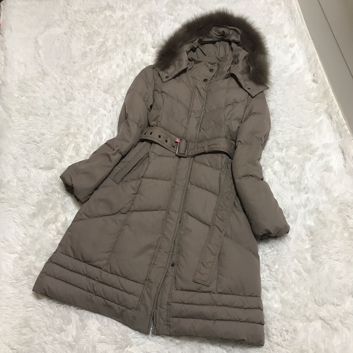 期間限定価格! ファー付きロングダウンコート L 【美品】DUVETICA