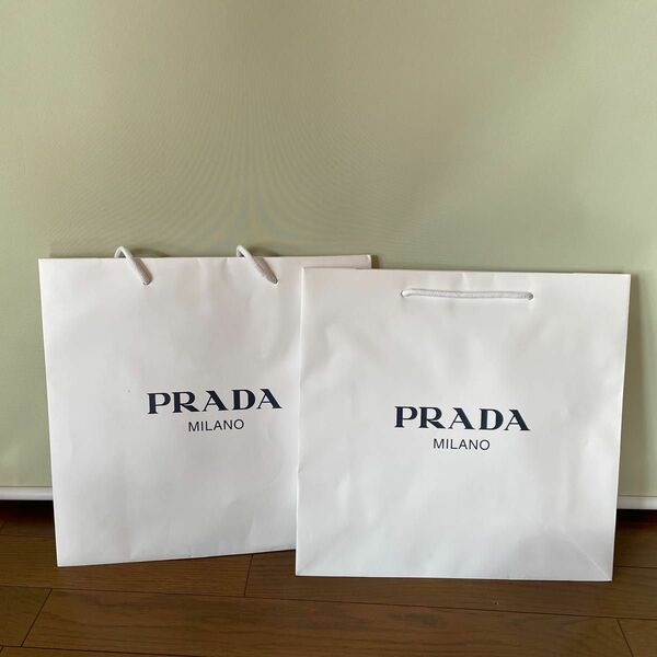 プラダ　紙袋　PRADA 2枚　セット