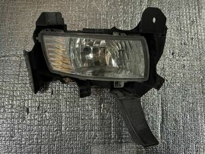 トヨタ　TOYOTA　エスティマ　ACR50W　ヴェルファイア　ANH20W等　純正　フォグランプ　ライト　右　R　KOITO 12-495　No.1790