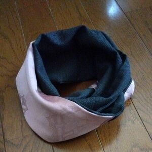 春ハンドメイド　着物リメイクスヌード　ピンク系×濃いグレー　桜色　春冬の挿し色