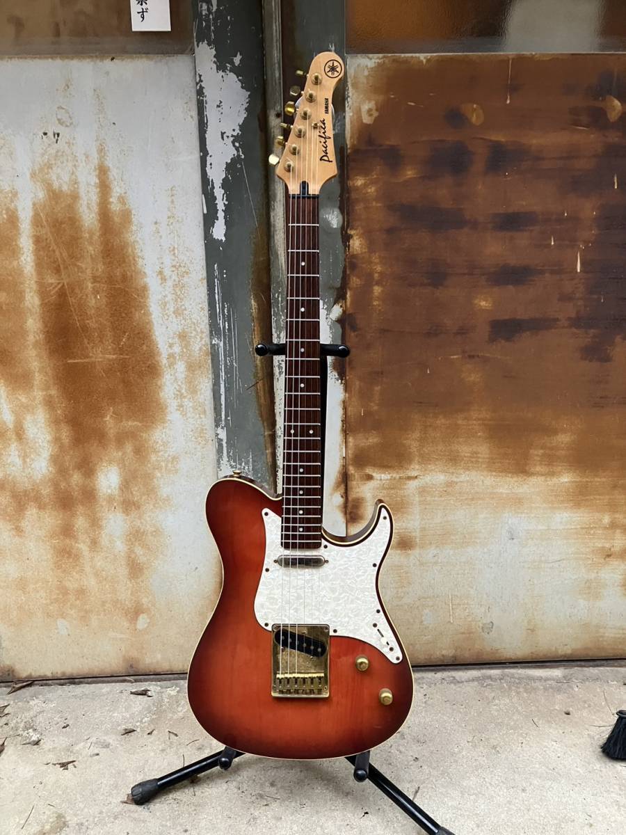 ヤフオク! -「yamaha pacifica 302s」の落札相場・落札価格