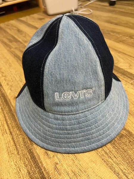 GW限定値下！激レア！Levi's デニムバケットハット リーバイス 帽子 キャップ バゲハ　DENIMジーンズ生地