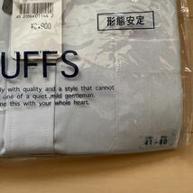 送料無料　新品 CUFFS 長袖ワイシャツ 41-80ドレスシャツ 形態安定 薄グレー 送料込み_画像3