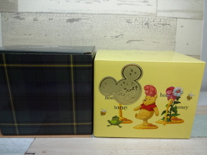  Uniqlo check pattern JWANDERSON Disney Pooh mug mug 2 piece set box scratch equipped 