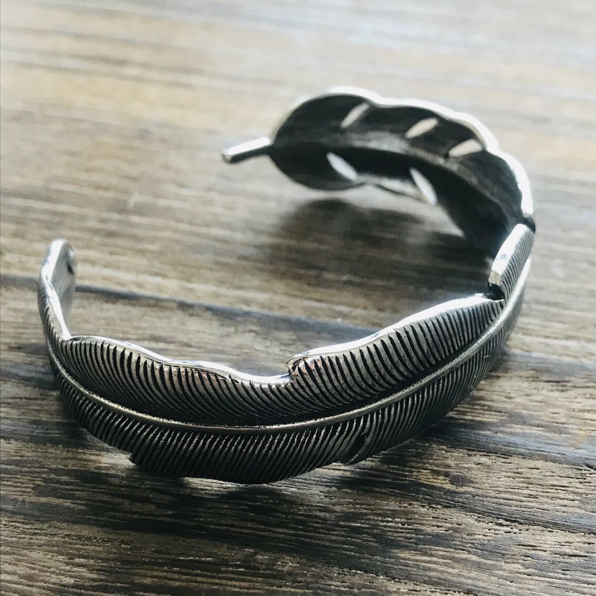 超人気新品 キルティングデザインバングル bangle hosanna ホザーナ