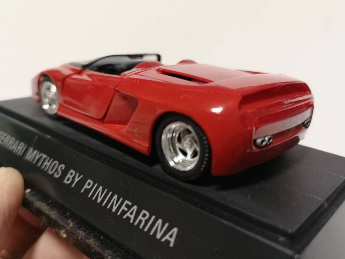 CAMBIANO 2012 Pininfarina 1/18 ミニカー ピニンファリーナ