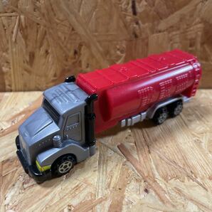 PEZ トレーラー タンクローリー トラック ミニカーの画像1