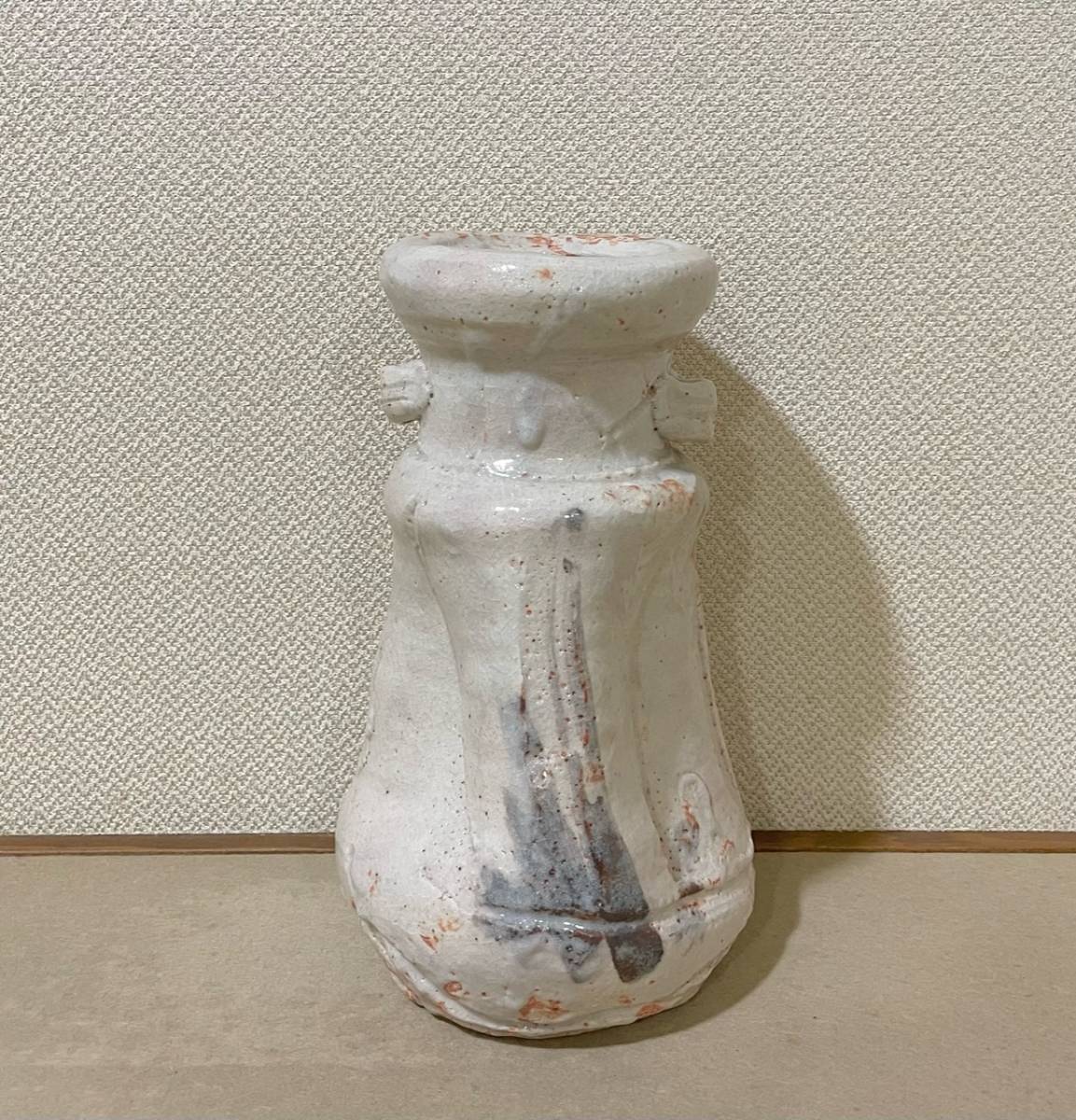 ヤフオク! -「志野 花入」の落札相場・落札価格