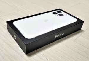 新品 未開封 iPhone13 Pro Max 1TB シルバー　Apple アイフォン プロ マックス カメラ SIMフリー Apple Store 　国内購入　1