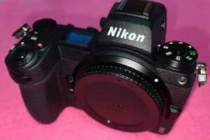 美品　Nikon 　Z6�Uボディ　ニコン　ミラーレス　一眼　