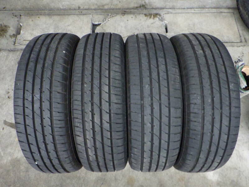 T2112-31　ラジアルタイヤ　ダンロップ　ENASAVE RV504　185/65R14　2018年　4本セット