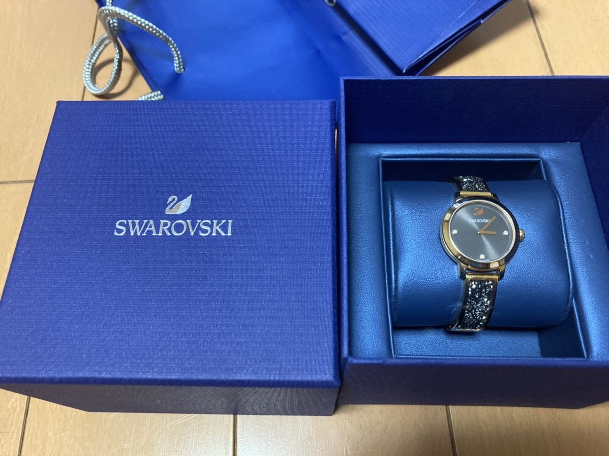 SWAROVSKI スワロフスキー 腕時計 ラインストーン クロノグラフ 稼働中