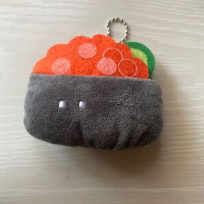 つぶらな瞳のお寿司 いくら