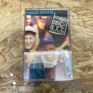 シ HIPHOP,R&B LOOSE BRUCE & A.R.C. MOE ROCK - BRICK HOUSE シングル,名曲 TAPE 中古品