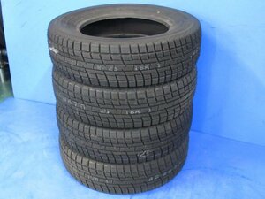 バリ溝 スタッドレス 4本 ヨコハマ ice GUARD iG30 175/70R14 84Q タイヤ (g077132)