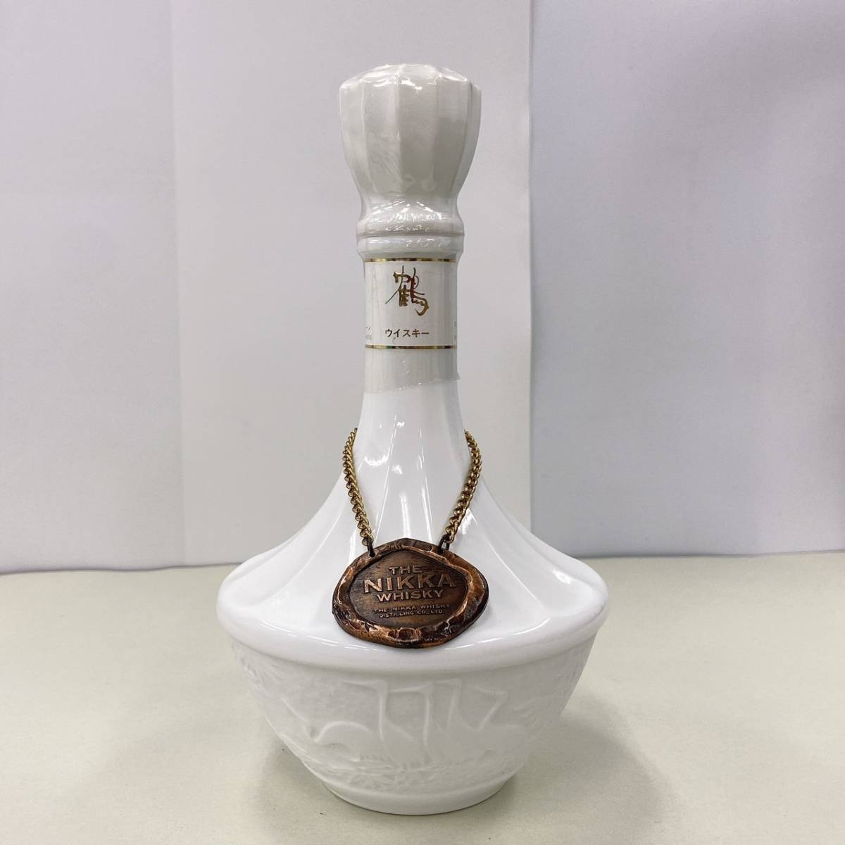古酒 NIKKA ニッカ ウイスキー 鶴 陶器ボトル 700ml 43% 未開栓