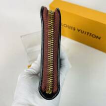 【美品】1円 LOUISVUITTON アンプラントブラック×ボルドー ジッピーウォレット 男女 ラウンドファスナー長財布ルイヴィトン 黒 4L28_画像5