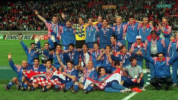 値下交渉 1998年 W杯3位 クロアチア代表 AWAY Lotto MADE IN ITALY 検)FIFA WC WORLD CUP FRANCE COROATIA BONAN SUKER ワールドカップ Y2K