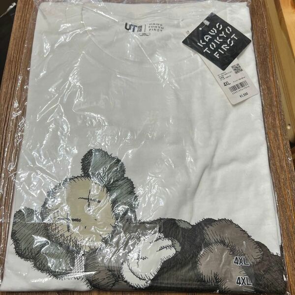 貴重サイズ 4XL UNIQLO UT KAWS TOKYO FIRST 限定 Tシャツ カウズ ユニクロ グラフィックTシャツ コラボ ① supreme be@rbrick