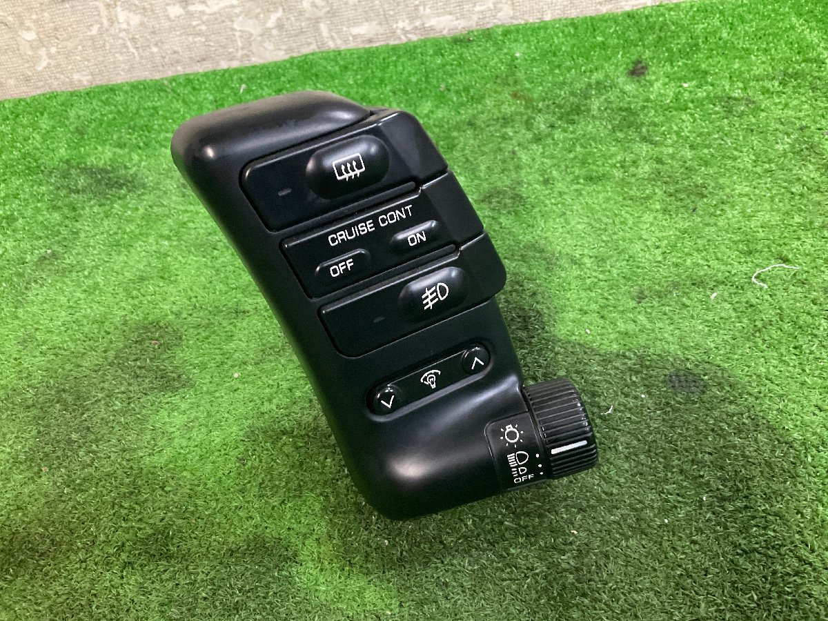 最新作 フェアレディZ Z32 スイッチブラケット 左右新品 ienomat.com.br